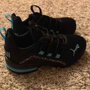 NEW Puma Kids Black and Teal Sneakers